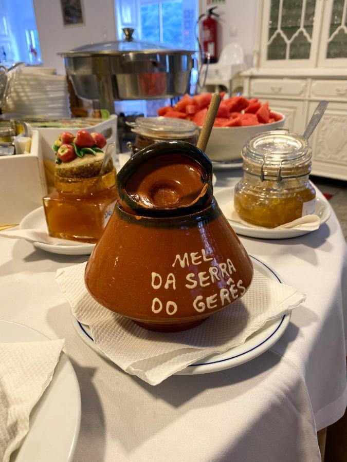 Adelaide Hotel Герес Екстериор снимка