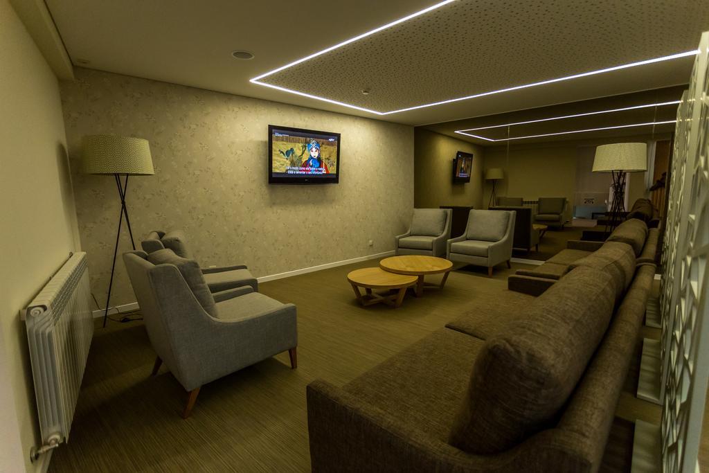 Adelaide Hotel Герес Екстериор снимка
