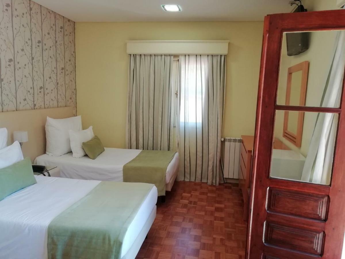 Adelaide Hotel Герес Екстериор снимка