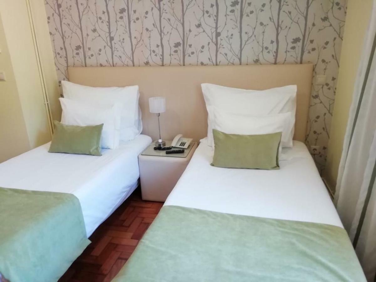 Adelaide Hotel Герес Екстериор снимка