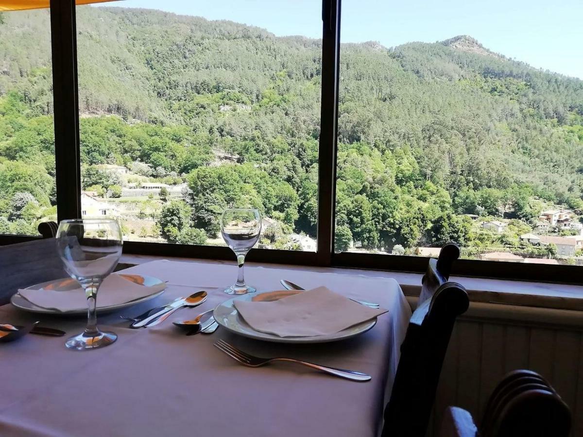 Adelaide Hotel Герес Екстериор снимка